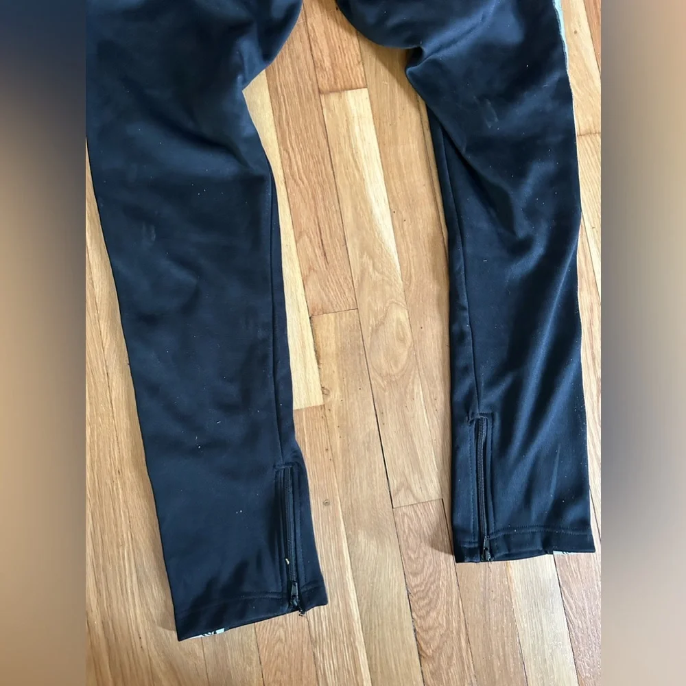 New in the bag black sweatshirt and sweatpants sealed in package.  Sz S, Med, XL - Picture 9 of 13